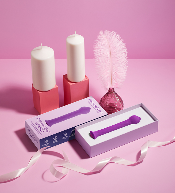 Diamond-Wand-Vibrator-Purple-Gift-Image
